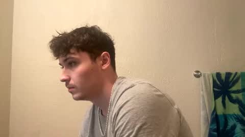 Snapshot of yungstudbev chatting on 01.08.25 yungstudbev online show from 01.08.25