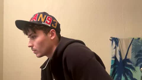 Snapshot of yungstudbev chatting on 01.10.25 yungstudbev online show from 01.10.25