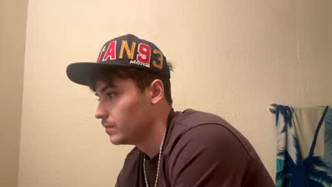 Snapshot of yungstudbev chatting on 01.10.25 yungstudbev online show from 01.10.25