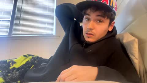 Snapshot of yungstudbev chatting on 01.28.25 yungstudbev online show from 01.28.25