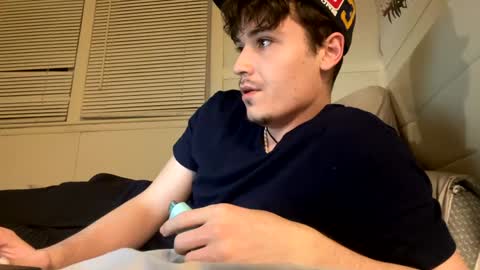 Snapshot of yungstudbev chatting on 02.03.25 yungstudbev online show from 02.03.25