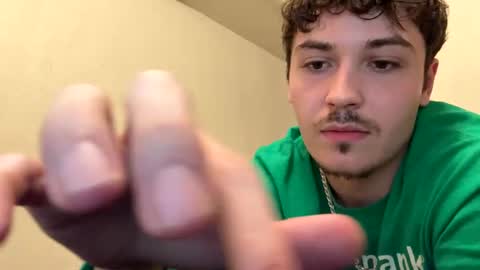 Snapshot of yungstudbev chatting on 10.17.25 yungstudbev online show from 10.17.25