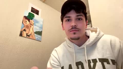 Snapshot of yungstudbev chatting on 10.28.25 yungstudbev online show from 10.28.25