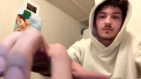 Snapshot of yungstudbev chatting on 11.09.25 yungstudbev online show from 11.09.25