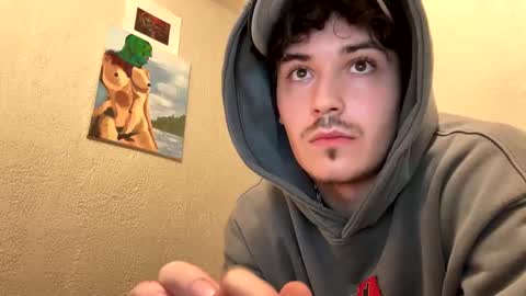 Snapshot of yungstudbev chatting on 11.12.25 yungstudbev online show from 11.12.25