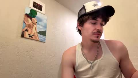 Snapshot of yungstudbev chatting on 12.19.25 yungstudbev online show from 12.19.25