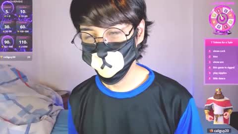 Snapshot of yuniorb chatting on 10.09.25 the puppy boy online show from 10.09.25