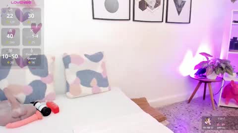 Snapshot of yunna7 chatting on 10.10.25 Yunna online show from 10.10.25