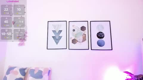 Snapshot of yunna7 chatting on 11.05.25 Yunna online show from 11.05.25