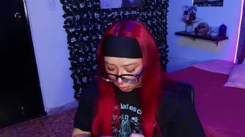 Snapshot of yuno_xx chatting on 11.02.25 Kata online show from 11.02.25