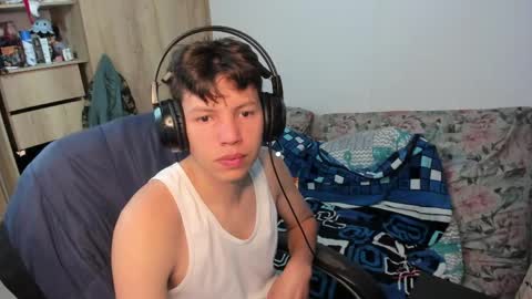 yurii_moody online show from 04.13.26