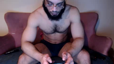 yusraxdamian online show from 02.13.26