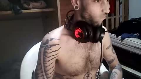 Yuumi online show from 10.15.25