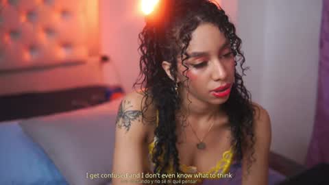 Yuyi Cam online show from 10.13.25