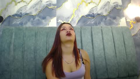 YUYIS online show from 12.15.25