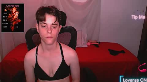 Yuyu online show from 11.30.25