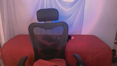 Yuyu online show from 12.15.25