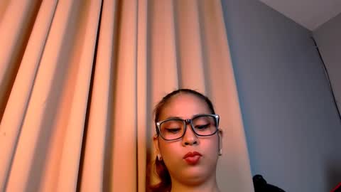 Snapshot of yvannasilva18 chatting on 02.14.25 jai online show from 02.14.25
