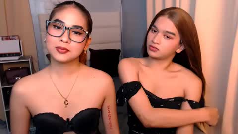 Snapshot of yvannasilva18 chatting on 02.21.25 jai online show from 02.21.25