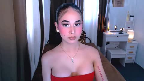 Snapshot of yvannasilva18 chatting on 10.17.25 jai online show from 10.17.25