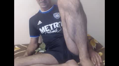 yvesstorm5 online show from 12.18.25