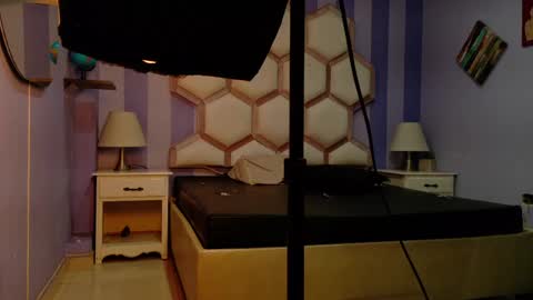 yvi online show from 04.16.26