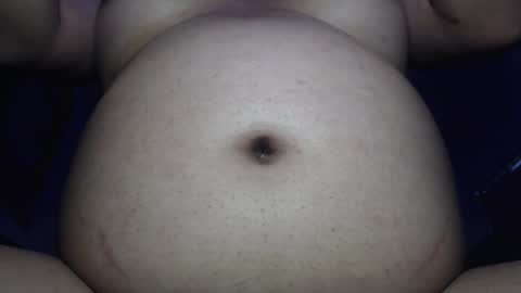 Snapshot of yvie__ chatting on 10.12.25 Eve online show from 10.12.25