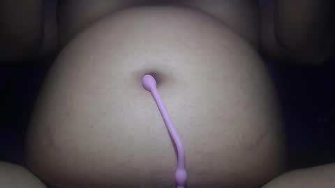 Snapshot of yvie__ chatting on 10.16.25 Eve online show from 10.16.25