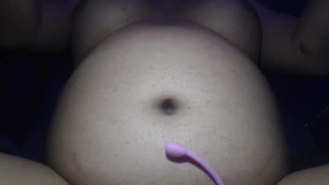 Snapshot of yvie__ chatting on 10.17.25 Eve online show from 10.17.25