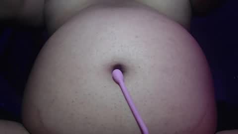 Snapshot of yvie__ chatting on 10.23.25 Eve online show from 10.23.25