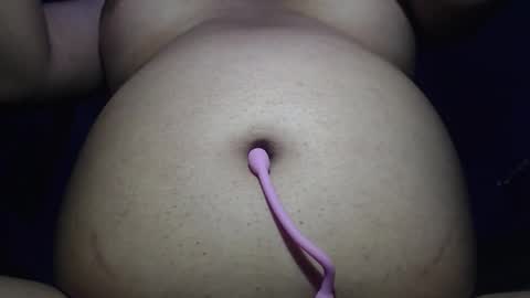 Snapshot of yvie__ chatting on 10.24.25 Eve online show from 10.24.25