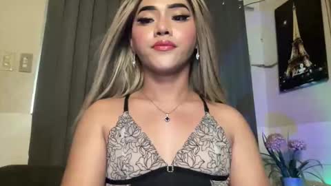 Snapshot of yvonne_guidotti chatting on 06.01.26 Miss Cali online show from 06.01.26