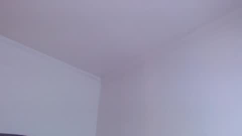 I V Y   online show from 10.03.25