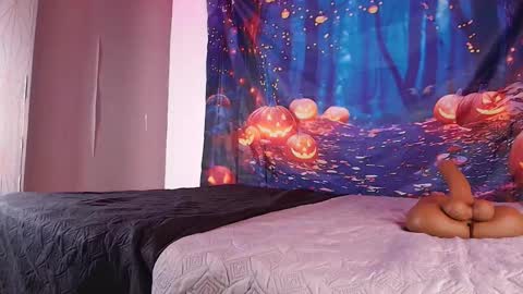 Zoe  online show from 10.12.25