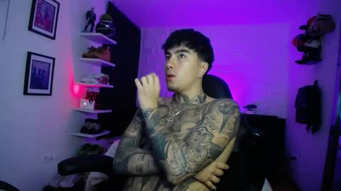 Snapshot of zac_muller1 chatting on 02.19.26 zac_muller1 online show from 02.19.26