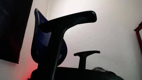 Zac Freelance model online show from 04.16.26