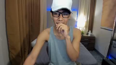 zack212003 online show from 10.30.25