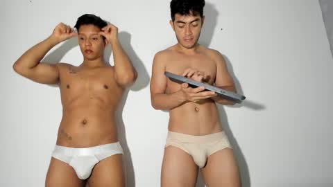 Snapshot of zack_and_alan chatting on 09.26.25 zack online show from 09.26.25