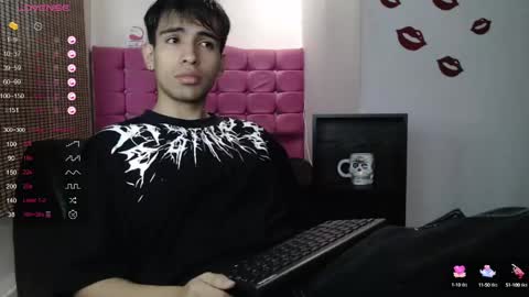 Snapshot of zack_xtreme chatting on 12.23.24 Xavi online show from 12.23.24