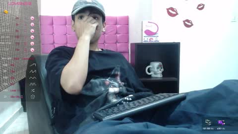Snapshot of zack_xtreme chatting on 01.09.25 Xavi online show from 01.09.25