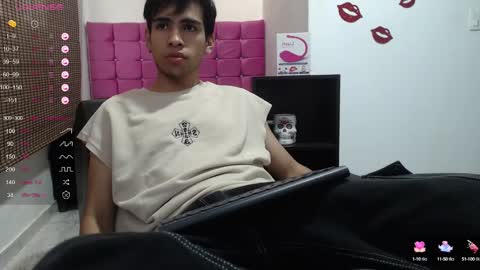 Snapshot of zack_xtreme chatting on 01.21.25 Xavi online show from 01.21.25