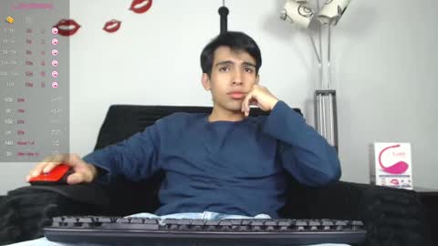 Snapshot of zack_xtreme chatting on 01.27.25 Xavi online show from 01.27.25