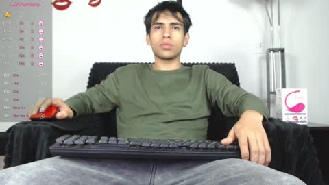 Snapshot of zack_xtreme chatting on 02.02.25 Xavi online show from 02.02.25