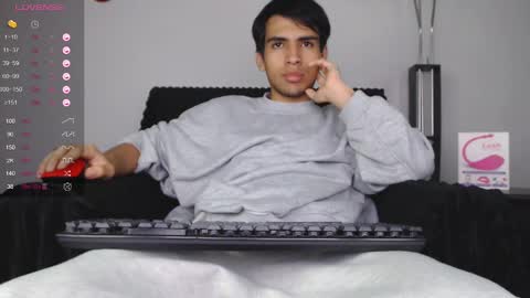 Snapshot of zack_xtreme chatting on 02.06.25 Xavi online show from 02.06.25