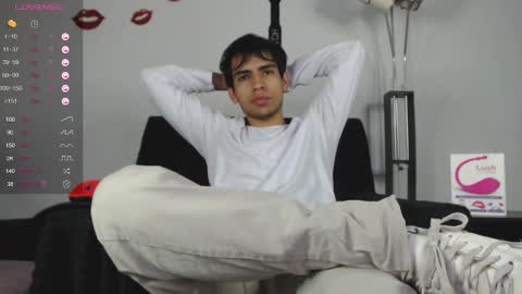 Snapshot of zack_xtreme chatting on 02.07.25 Xavi online show from 02.07.25