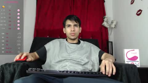 Snapshot of zack_xtreme chatting on 03.07.25 Xavi online show from 03.07.25