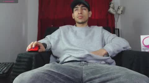 Snapshot of zack_xtreme chatting on 03.09.25 Xavi online show from 03.09.25