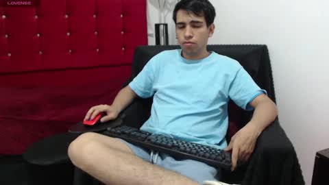 Snapshot of zack_xtreme chatting on 09.16.25 Xavi online show from 09.16.25