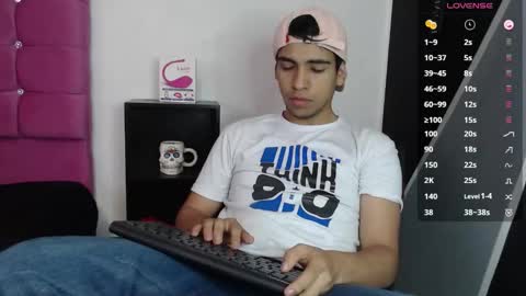 Snapshot of zack_xtreme chatting on 09.21.25 Xavi online show from 09.21.25