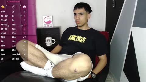 Snapshot of zack_xtreme chatting on 10.04.25 Xavi online show from 10.04.25